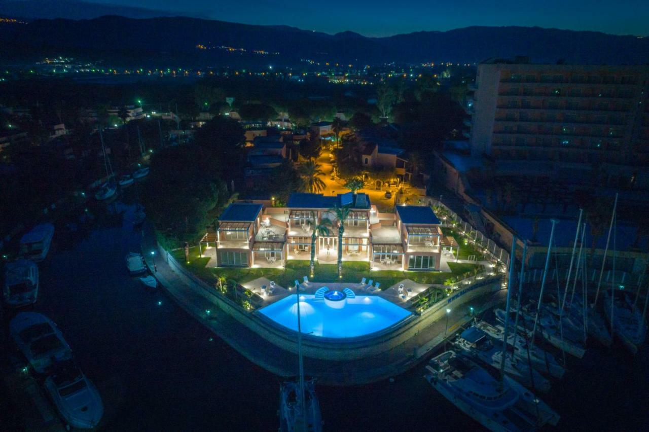 Residence Delfino, Portorosa Furnari Exteriör bild