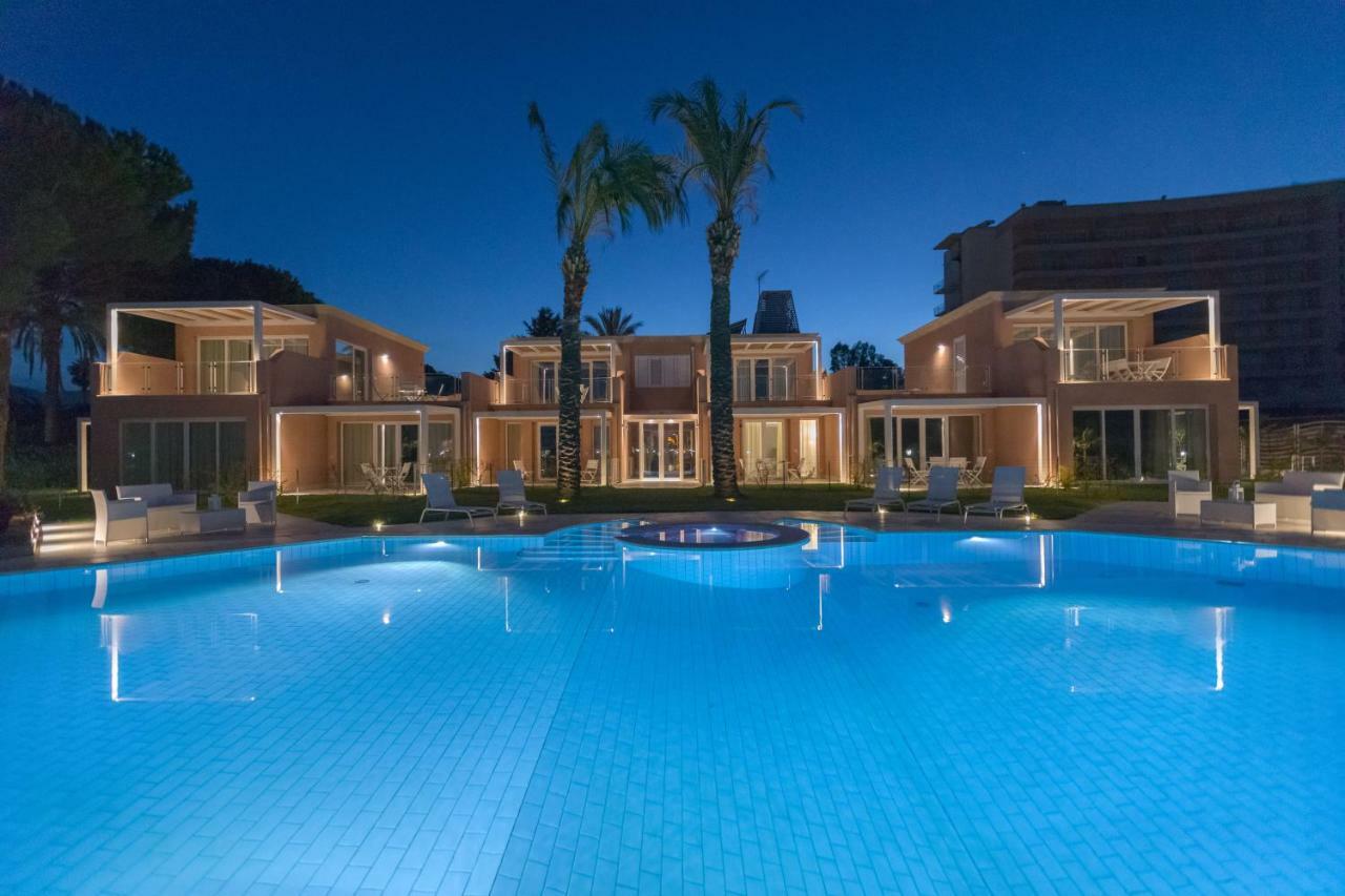 Residence Delfino, Portorosa Furnari Exteriör bild