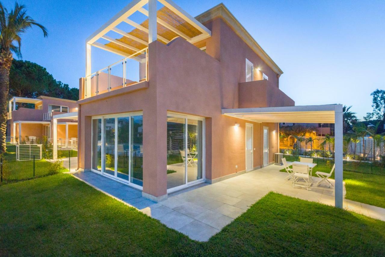 Residence Delfino, Portorosa Furnari Exteriör bild