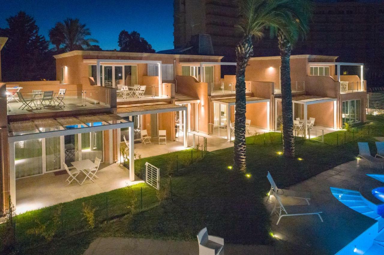 Residence Delfino, Portorosa Furnari Exteriör bild