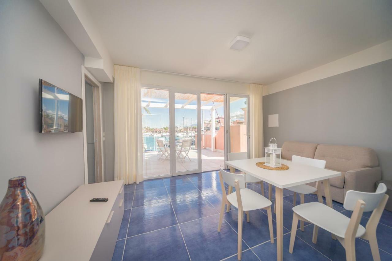 Residence Delfino, Portorosa Furnari Exteriör bild